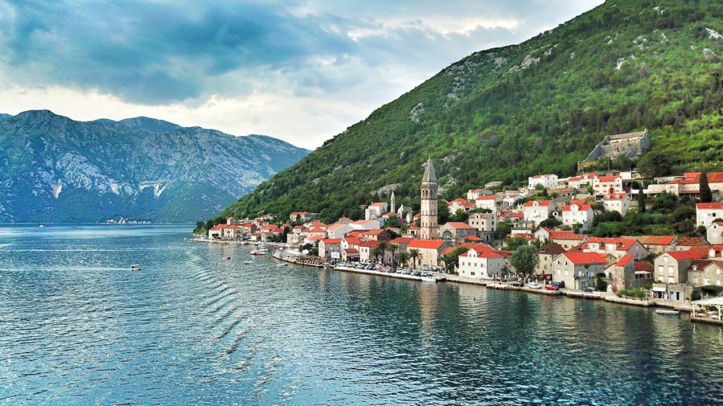 Perast Gezilecek Doğal Güzellikler