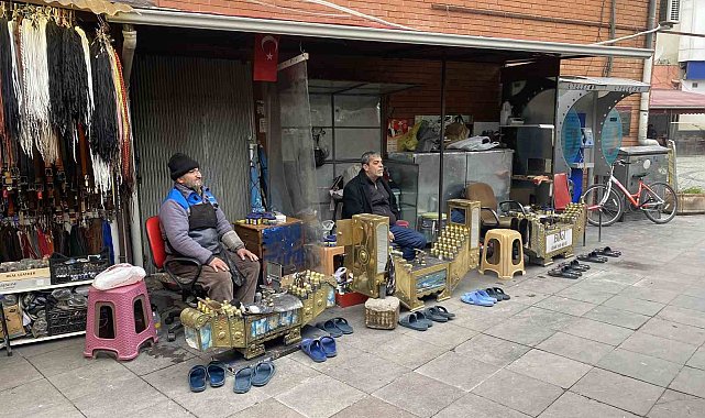 Beyoğlu Geçitlerinde Alışveriş